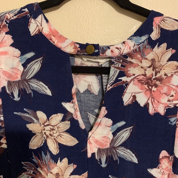 Blu pepper floral flowy tunic top - Picture 2 of 8